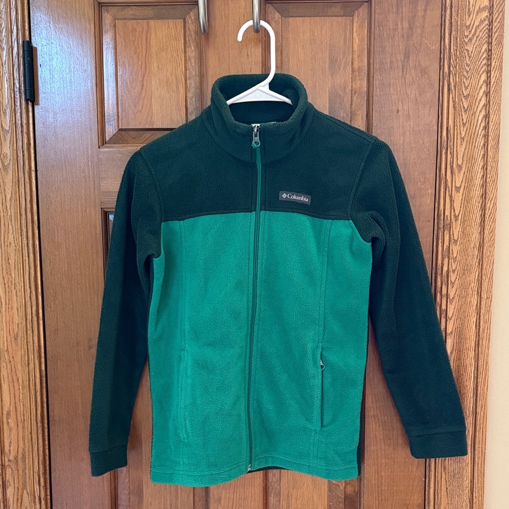 Columbia Two-Tone Green Fleece Jacket - Size Medium